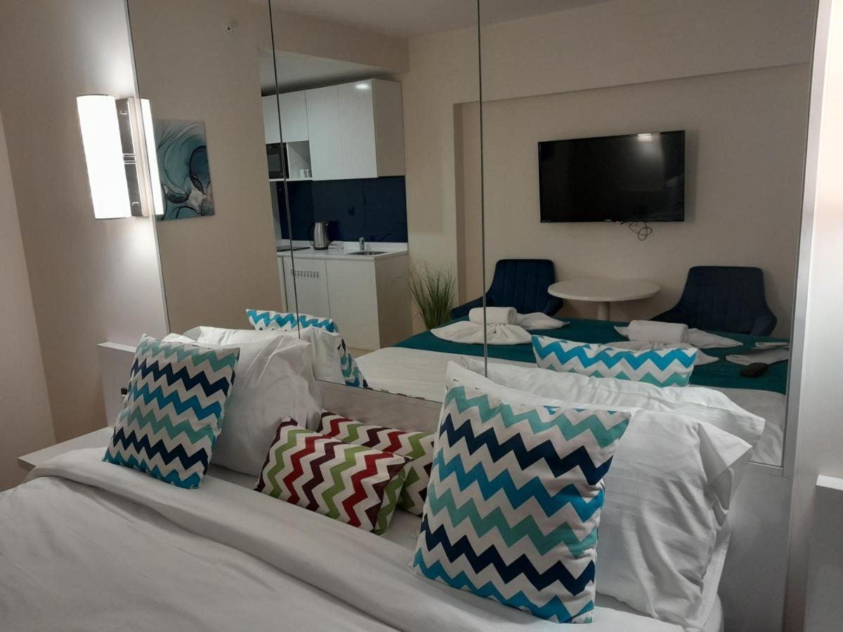Smart Aparthotel Orbi City Batumi Esterno foto
