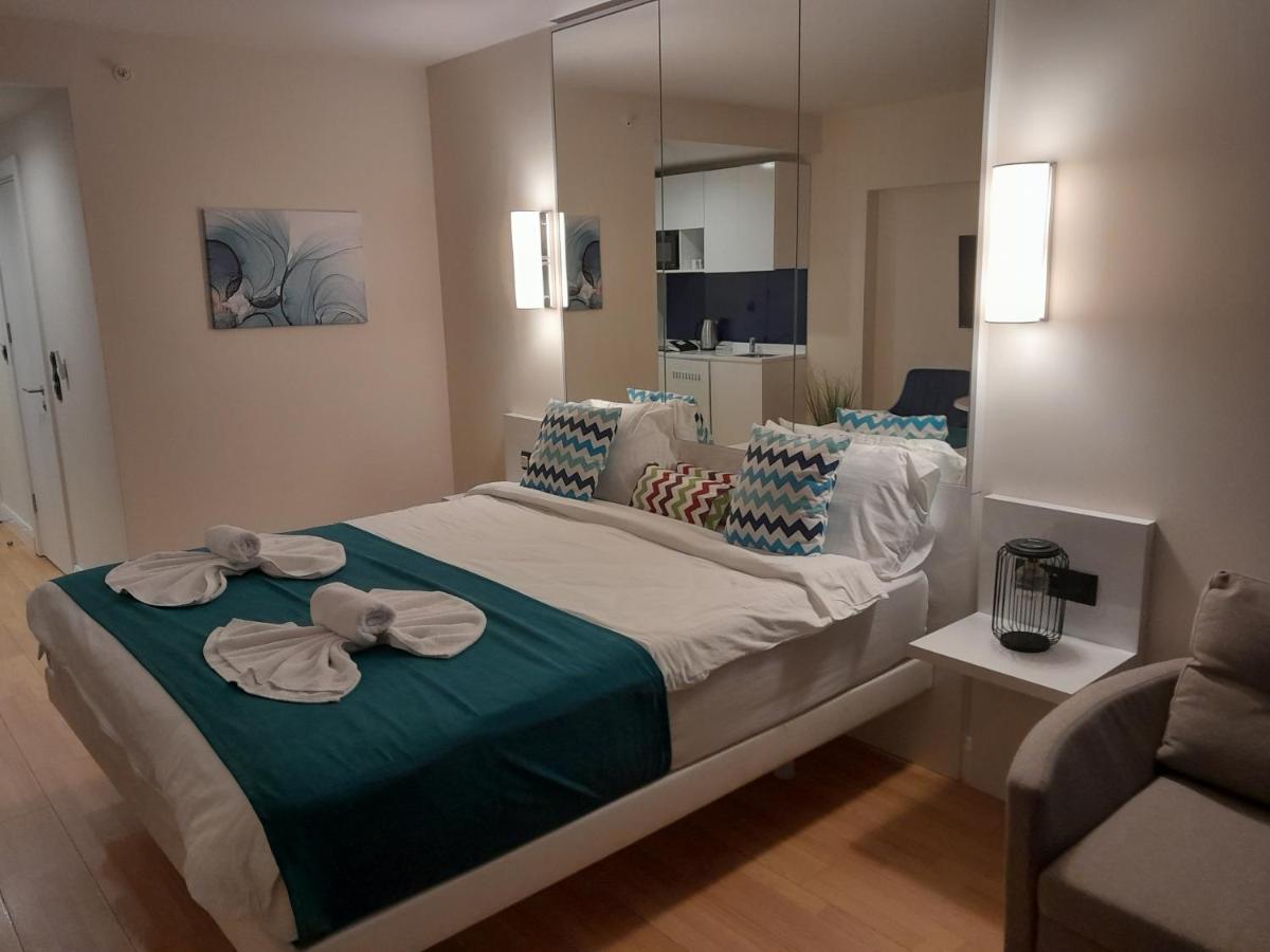 Smart Aparthotel Orbi City Batumi Esterno foto